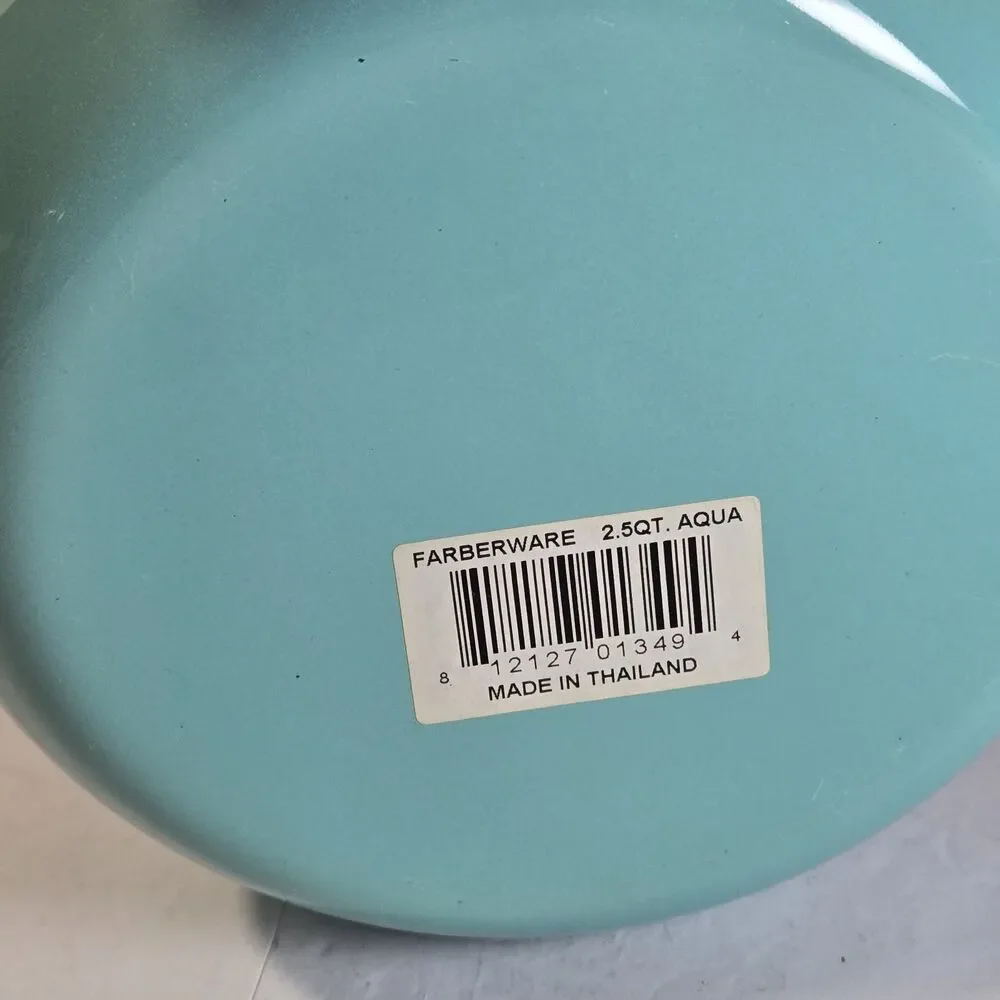 Farberware Luna 2.5 Qt Whistling Tea Kettle Aqua Turquoise Enamel Stovetop